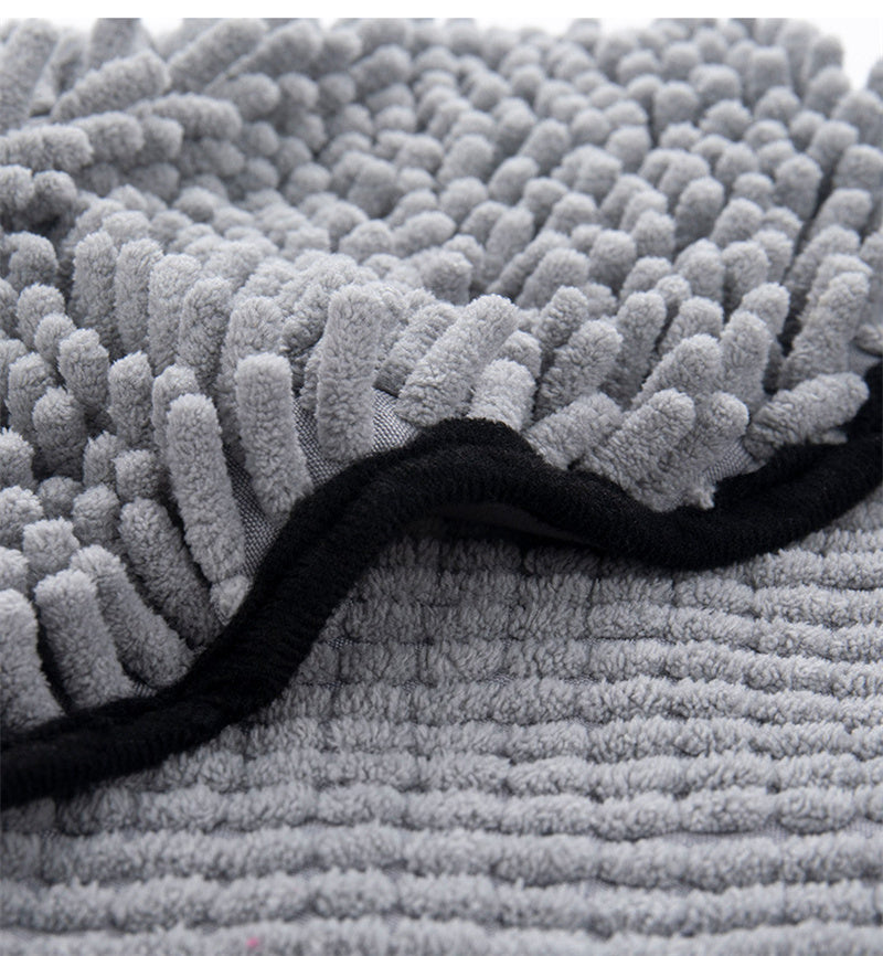 Super Absorbent Pet Towel – Quick Dry Dog & Cat Bathrobe